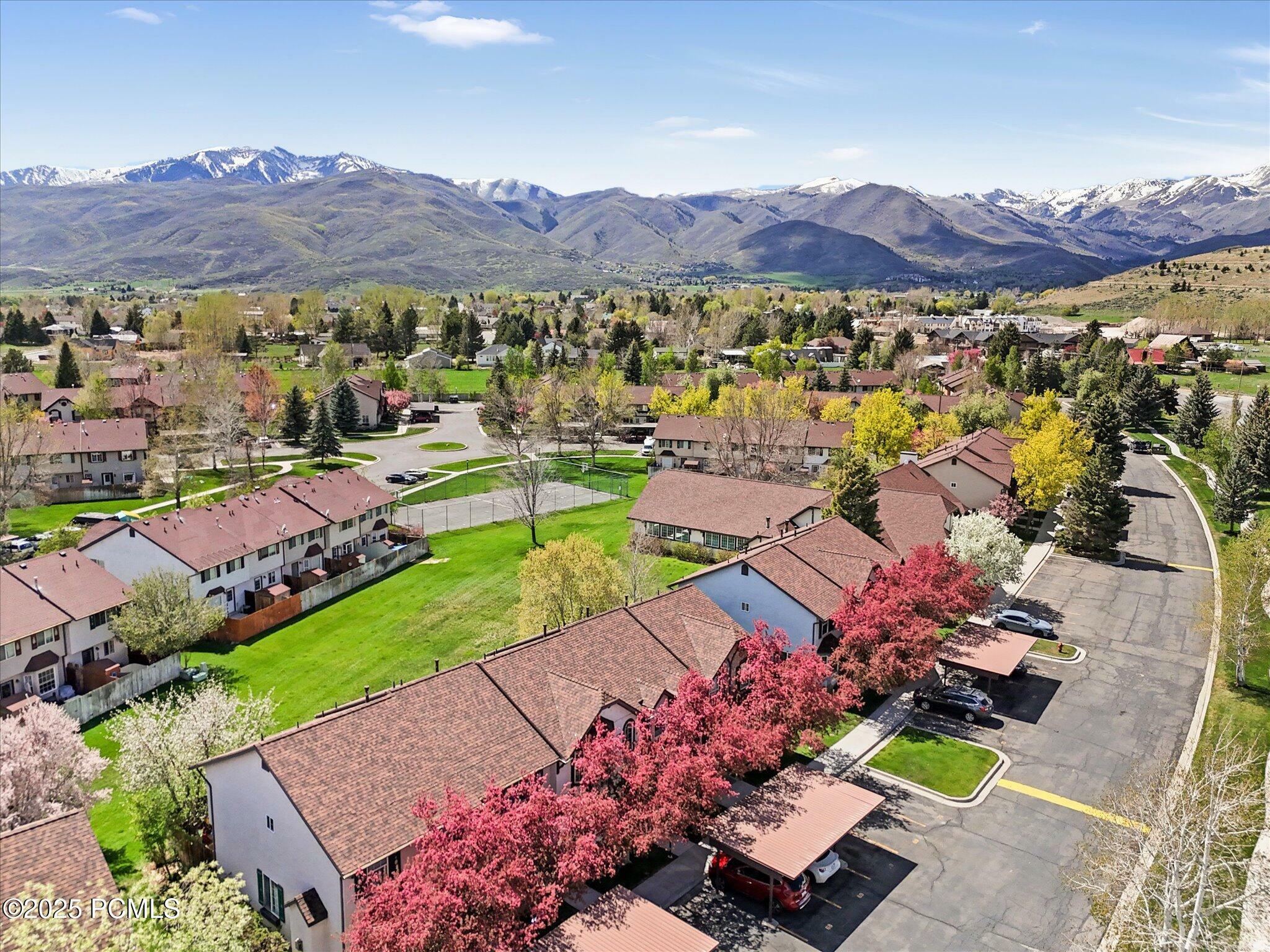 Property Photo:  890 N Hamlet Circle  UT 84049 