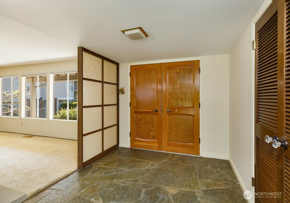 Property Photo: 3002 162nd Place SE WA 98008