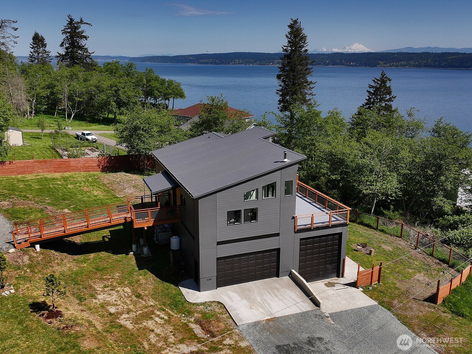 2367  Deer Brush Rd  Greenbank WA 98253 photo