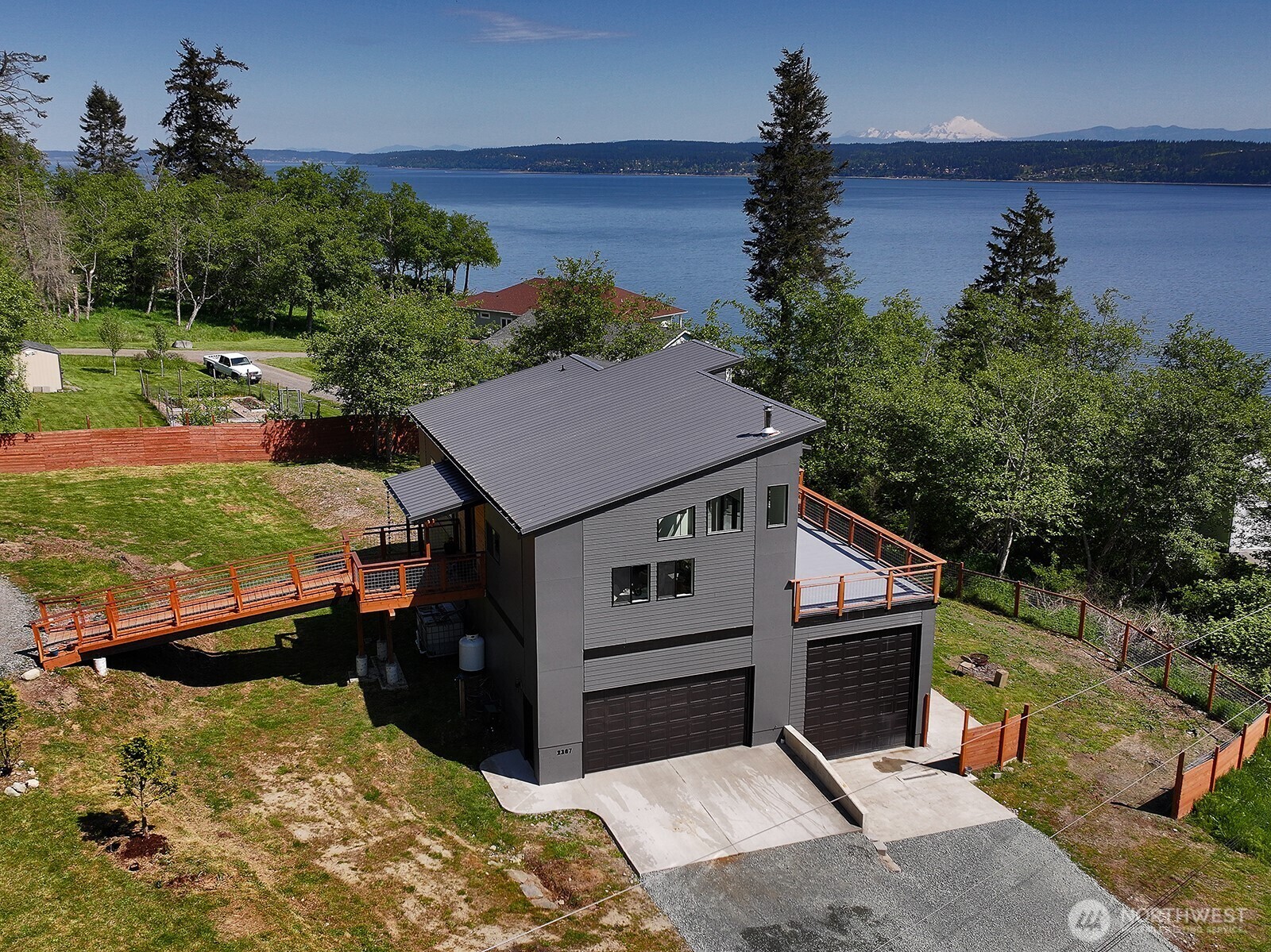 Property Photo: 2367 Deer Brush Rd WA 98253