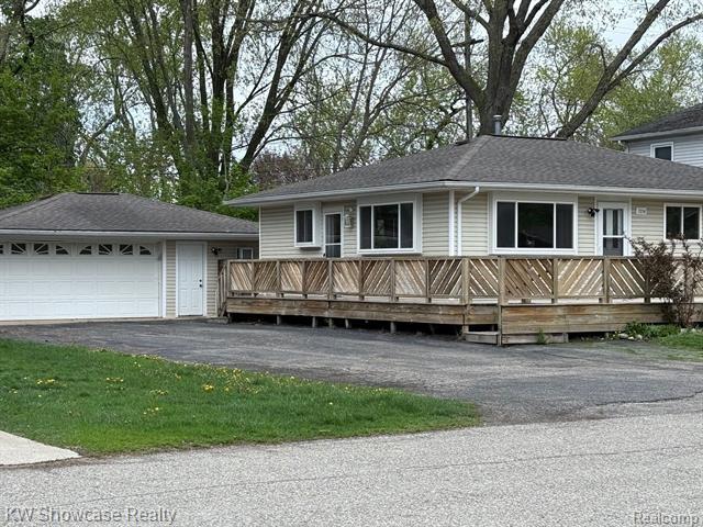 Property Photo: 7218 Garvin Terrace MI 48329