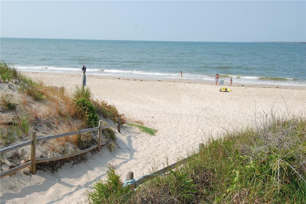 Property Photo: 4827 Bay Winds Ct VA 23455