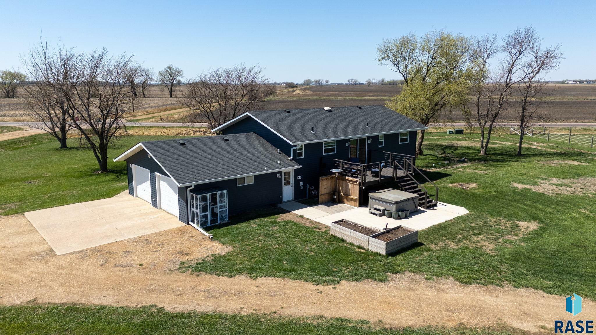 46902 284th St  Lennox SD 57039 photo