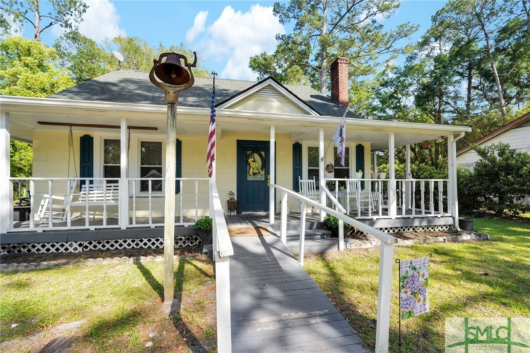 Property Photo: 614 S Main Street GA 31313