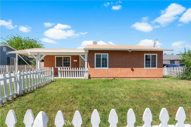 Property Photo: 38733 31st Street East CA 93550