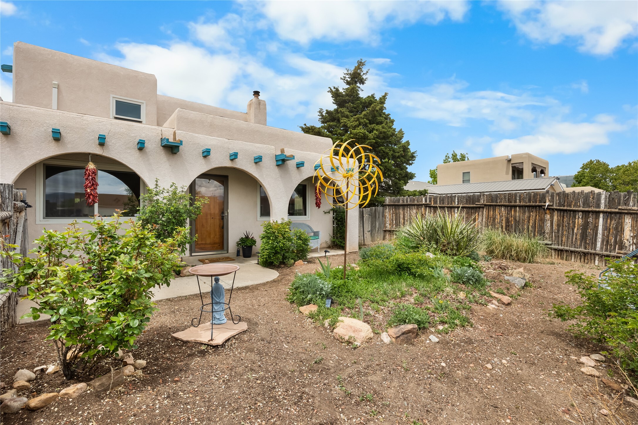 Property Photo:  1150 Vuelta De Las Acequias  NM 87507 