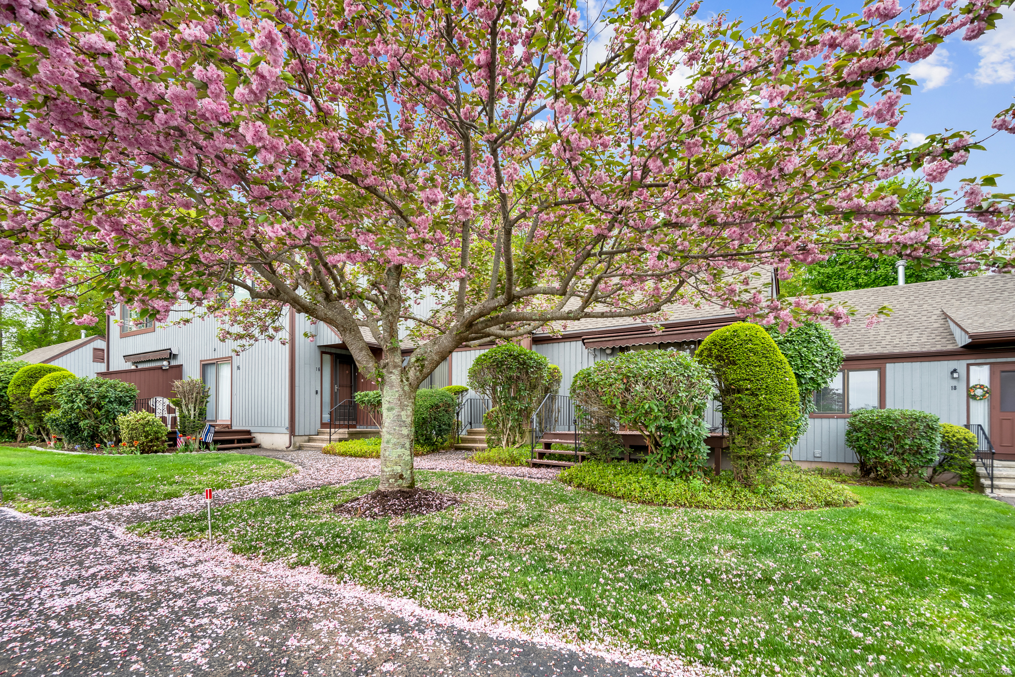 Property Photo: 17 Shepard Hill Road 17 CT 06514