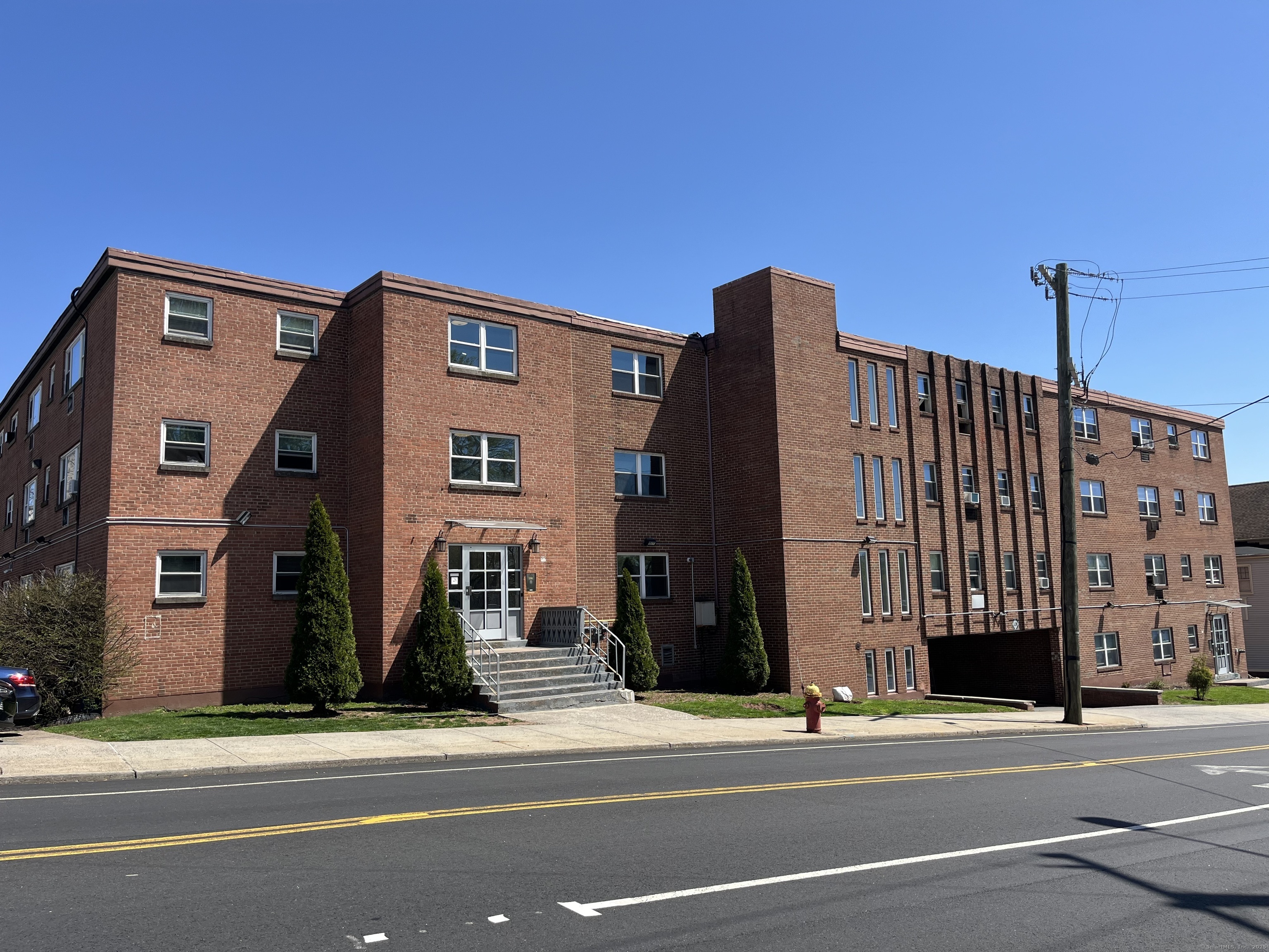 Property Photo: 32 Cook Avenue B25 CT 06451