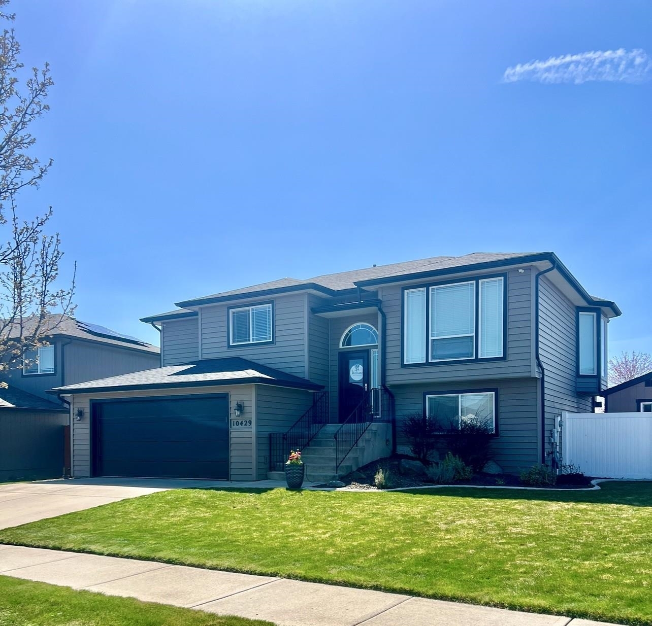 Property Photo: 10429 W 10th Ave WA 99224
