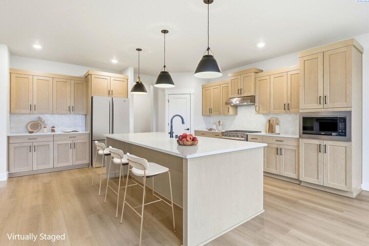 Property Photo:  12101 Vincenzo Dr.  WA 99301 