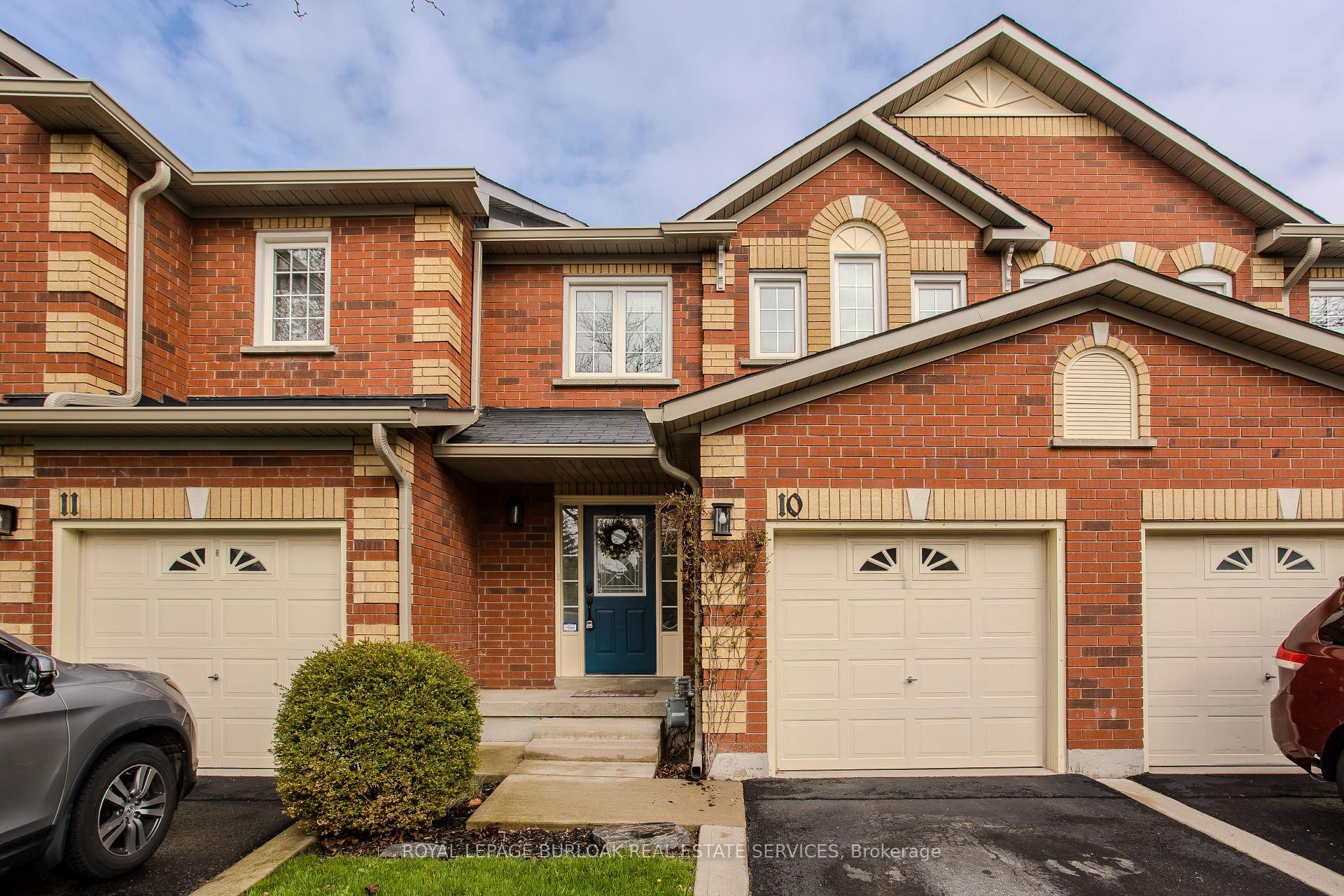 Property Photo: 2022 Atkinson Drive 10 ON L7M 4H6