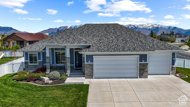 Property Photo: 298 N 3475 W UT 84041