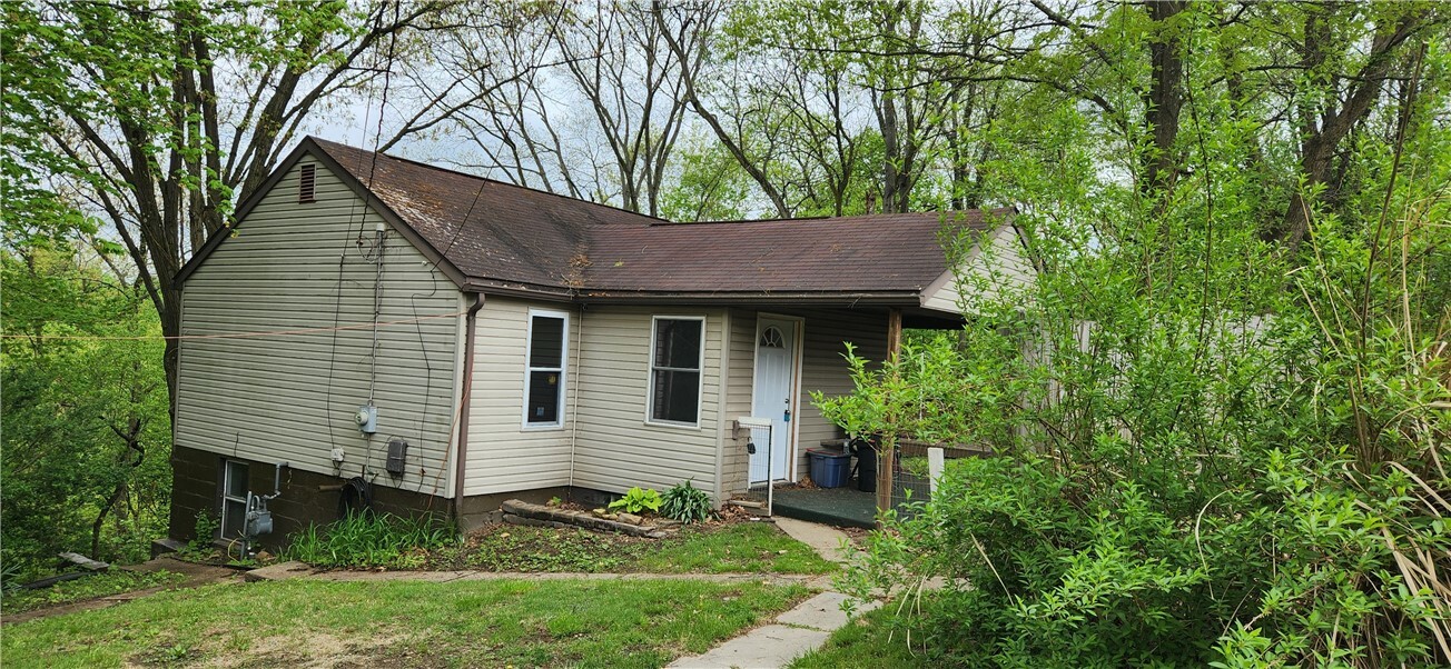Property Photo: 1211 Center Ave PA 15673