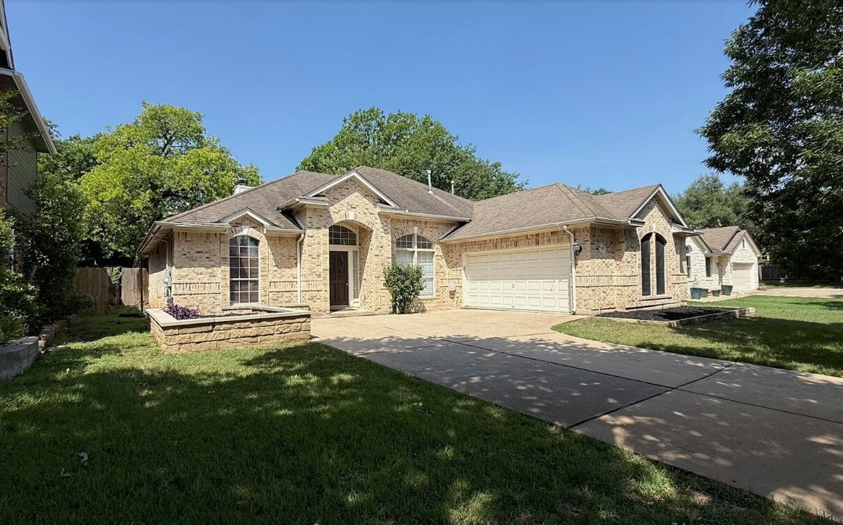 Property Photo: 6419 Ira Ingram Drive TX 78749