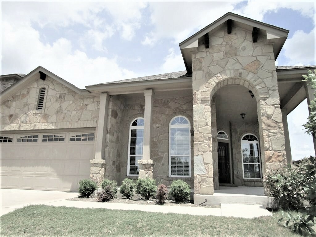 Property Photo: 1817 Slate Creek Drive TX 78613