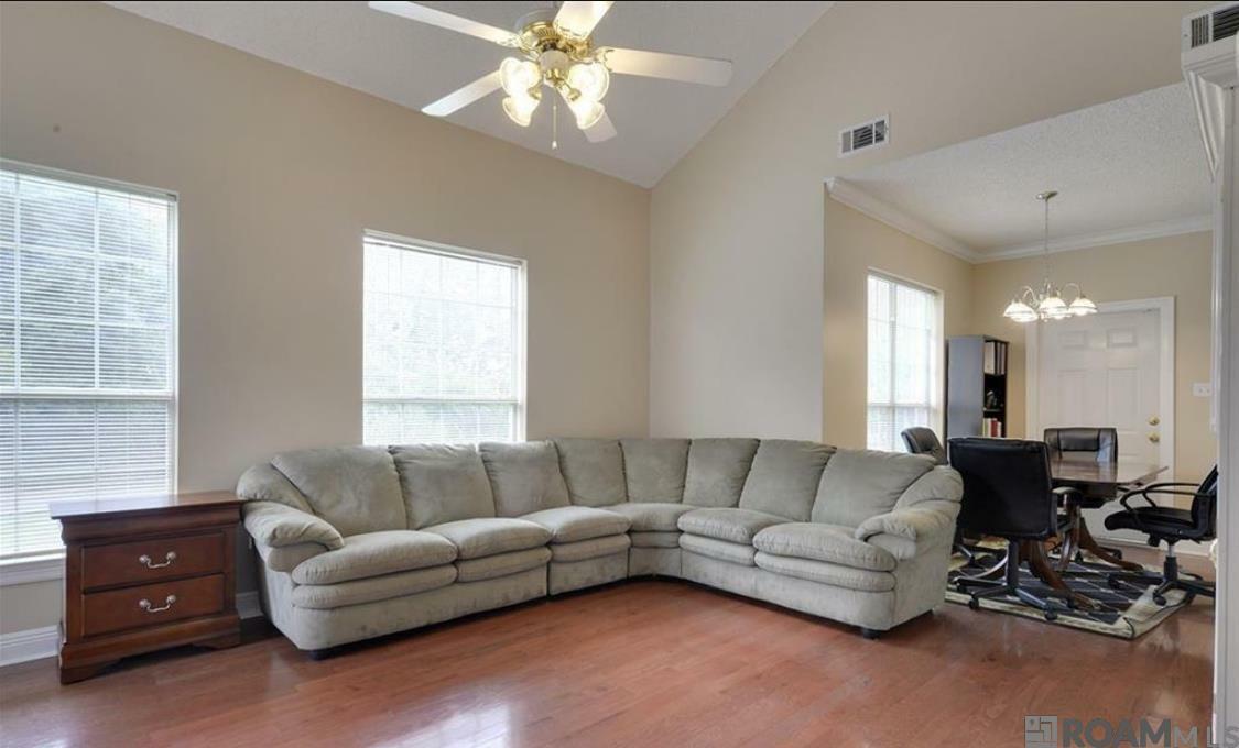 Property Photo: 4464 Highland Rd #105 LA 70808