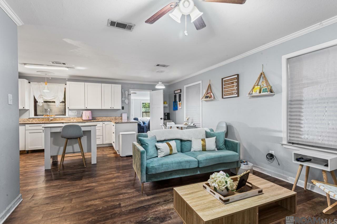 Property Photo: 1218 Don Ave LA 70726
