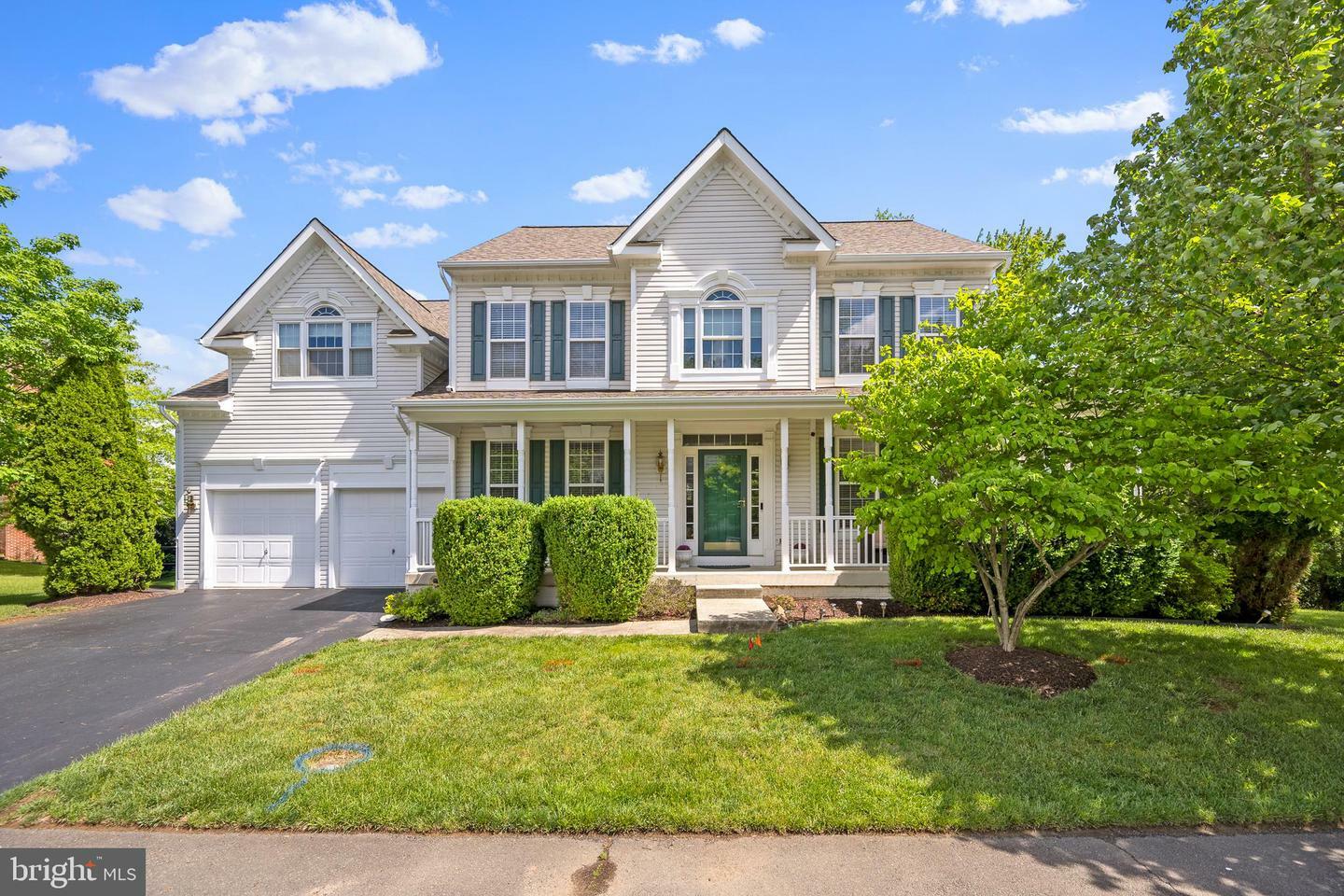Property Photo: 17226 Greenwood Drive VA 20141