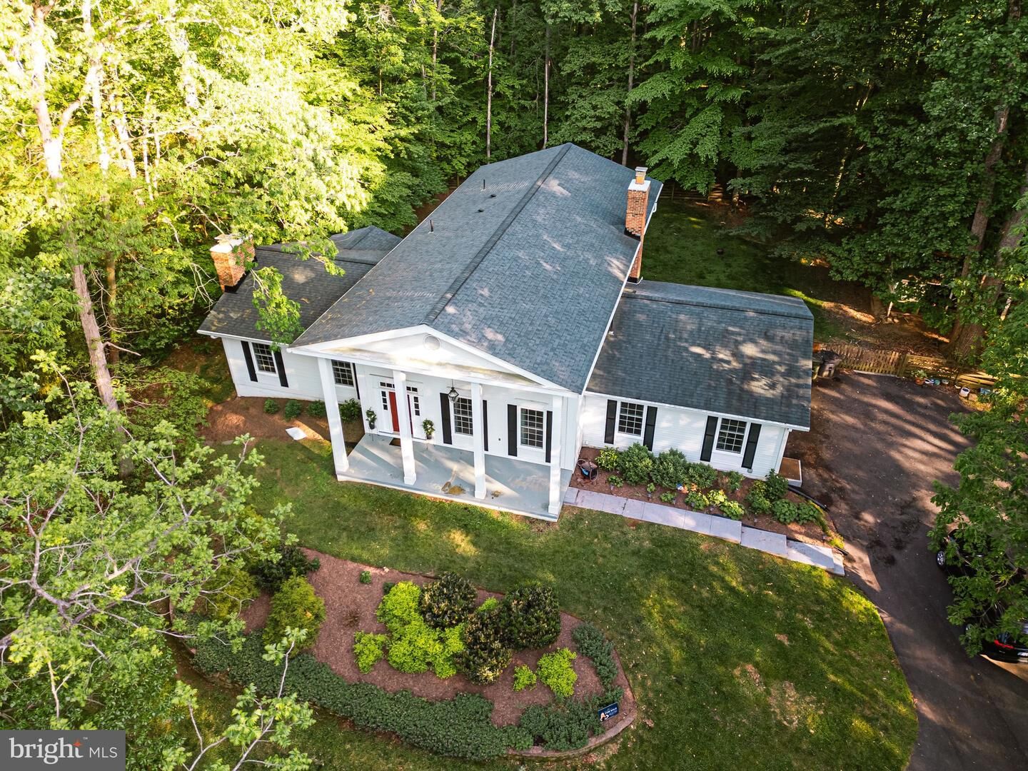 Property Photo:  11807 Yates Ford Road  VA 22039 