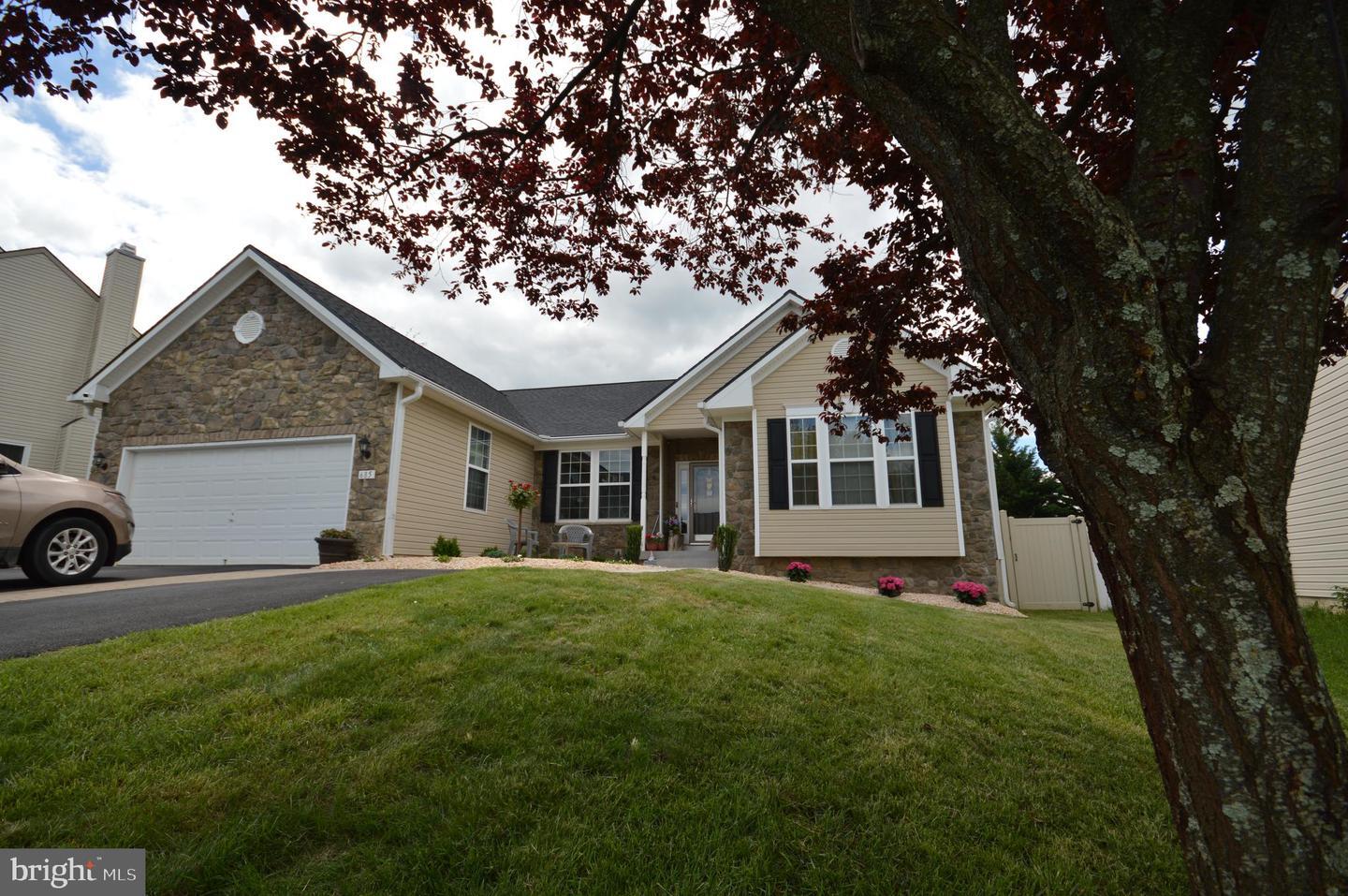 Property Photo:  685 Bentley Drive  WV 25428 