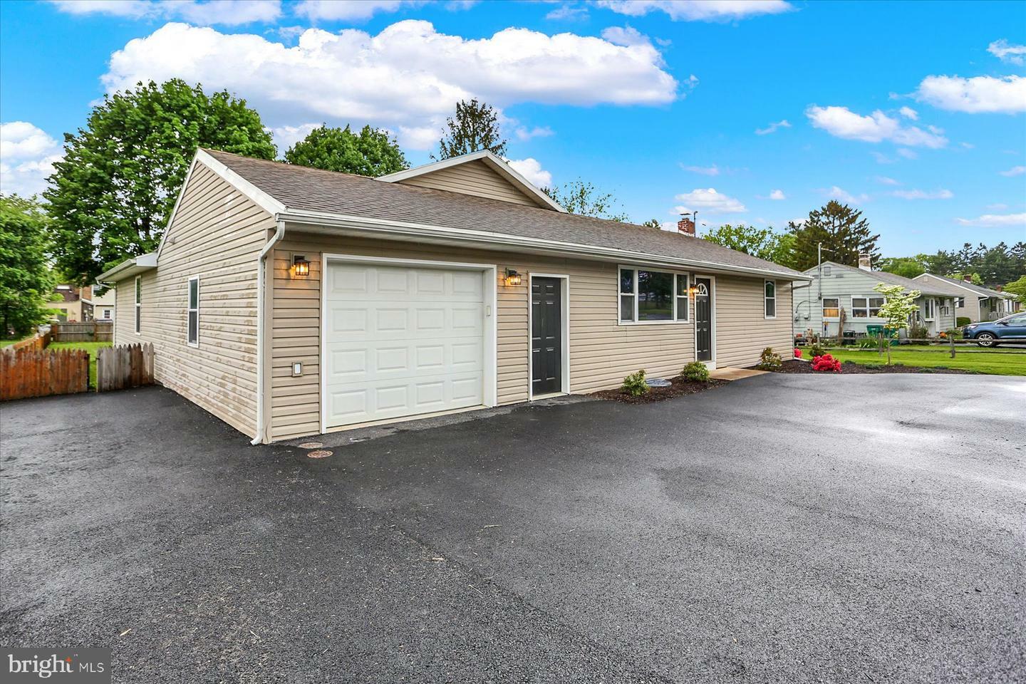 Property Photo: 113 Salem Church Road PA 17050