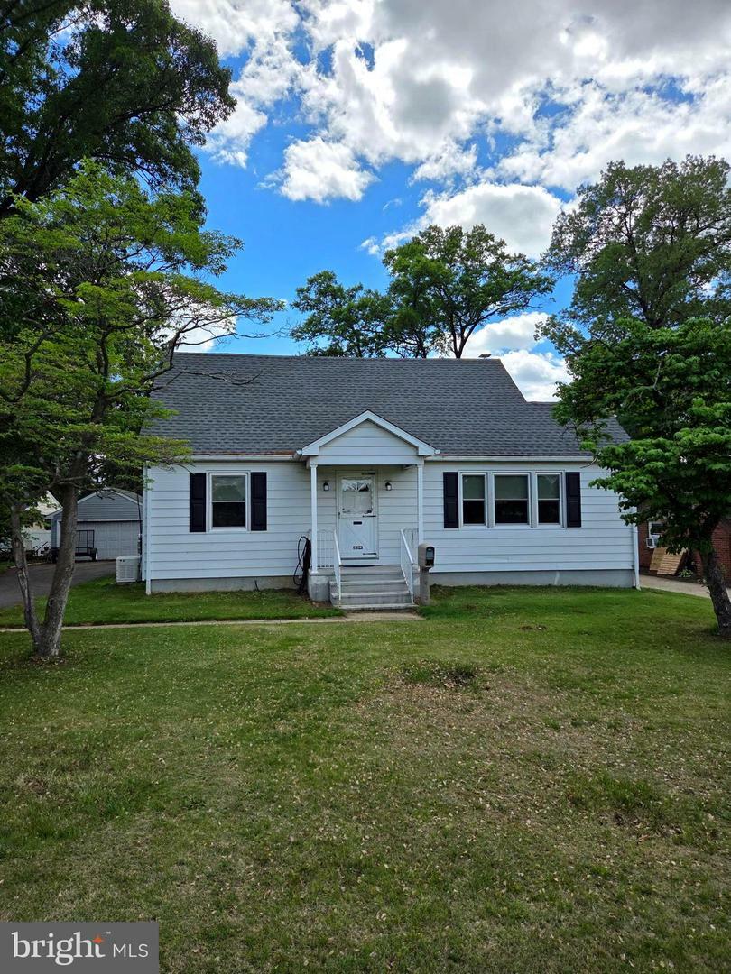 Property Photo: 534 E Fifth Street NJ 08518