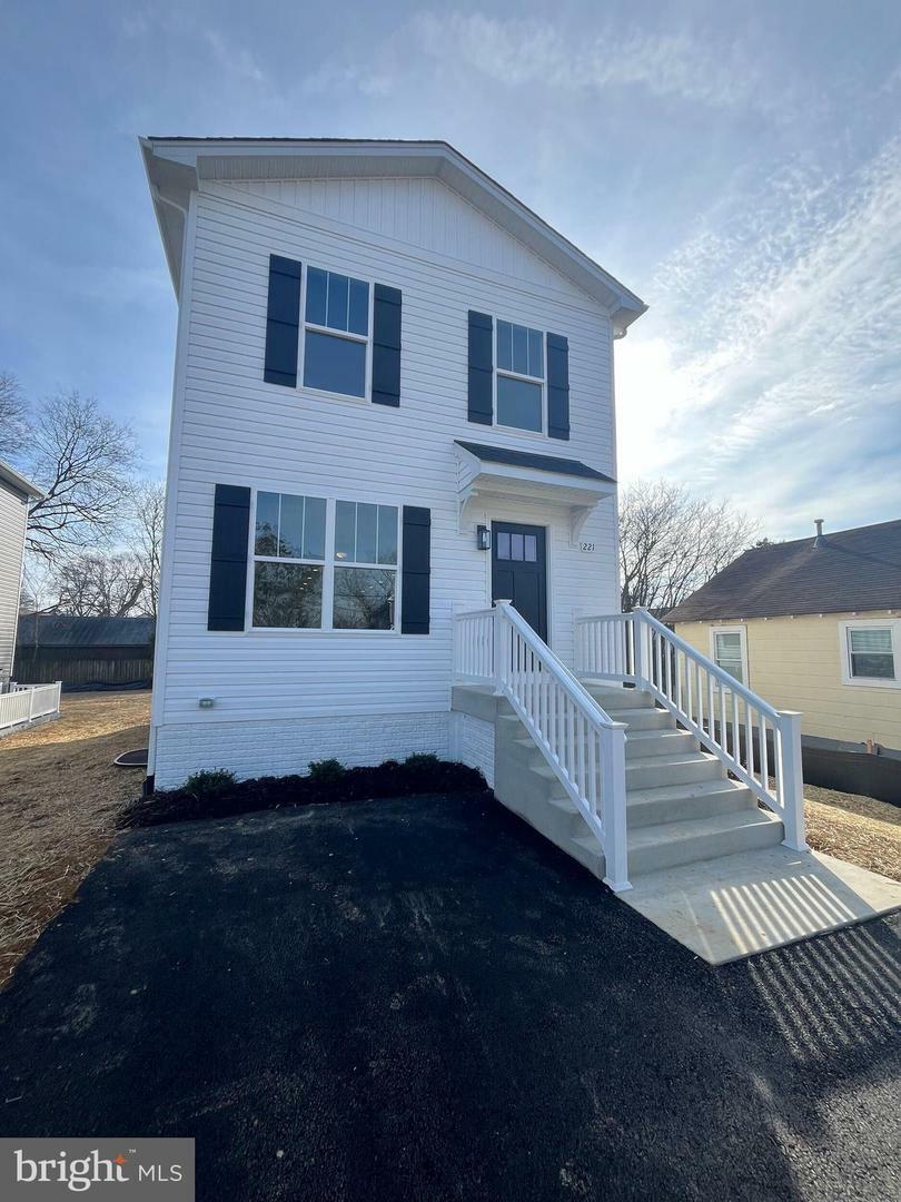 Property Photo: 417 Palmer Street VA 22401