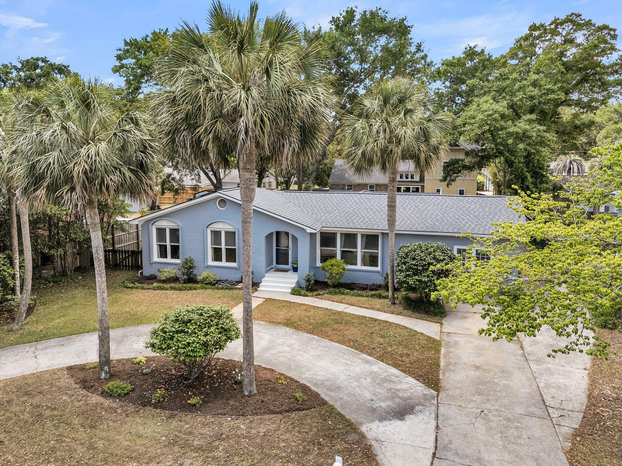 Property Photo: 1406 Glencoe Drive SC 29464