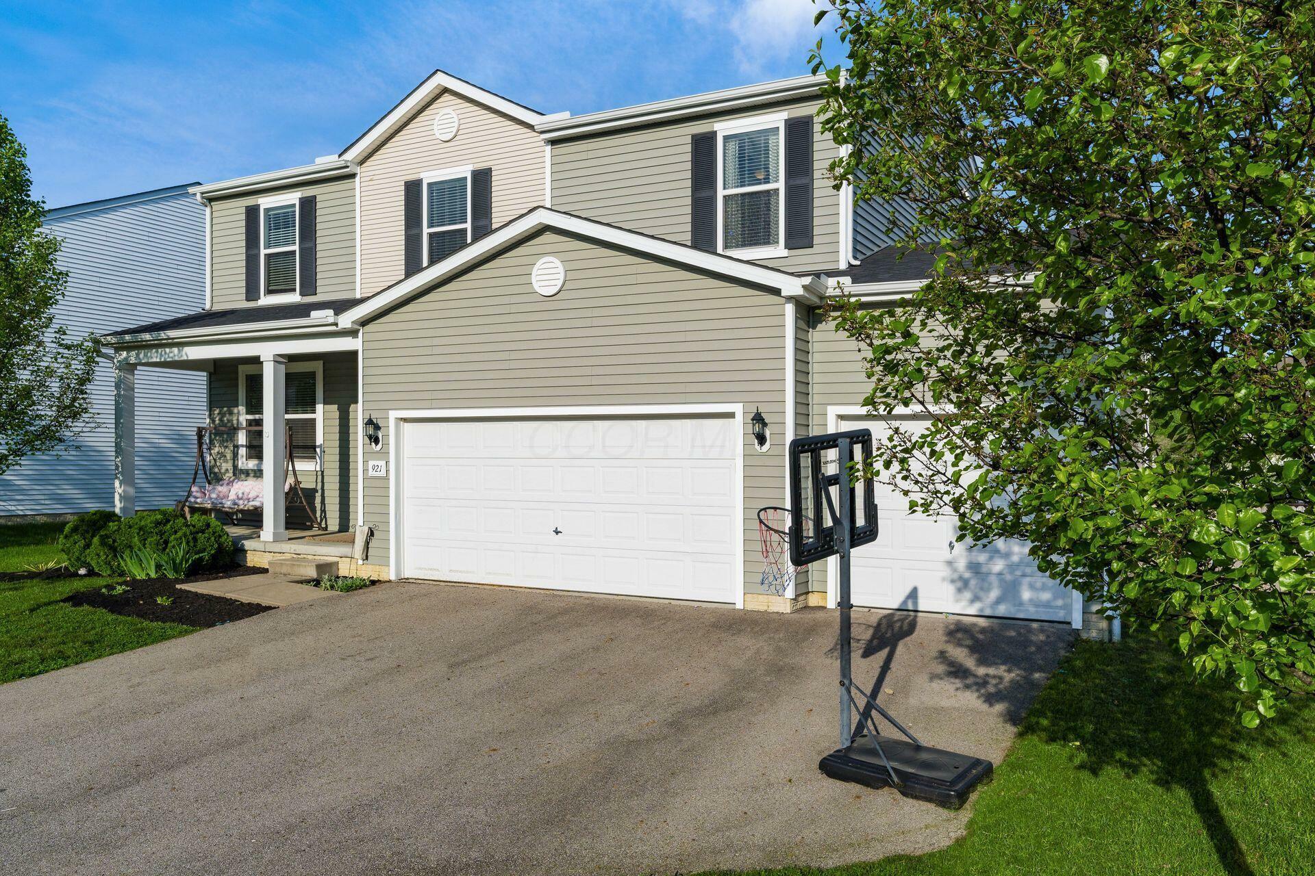 Property Photo: 921 Poppleton S Place OH 43062