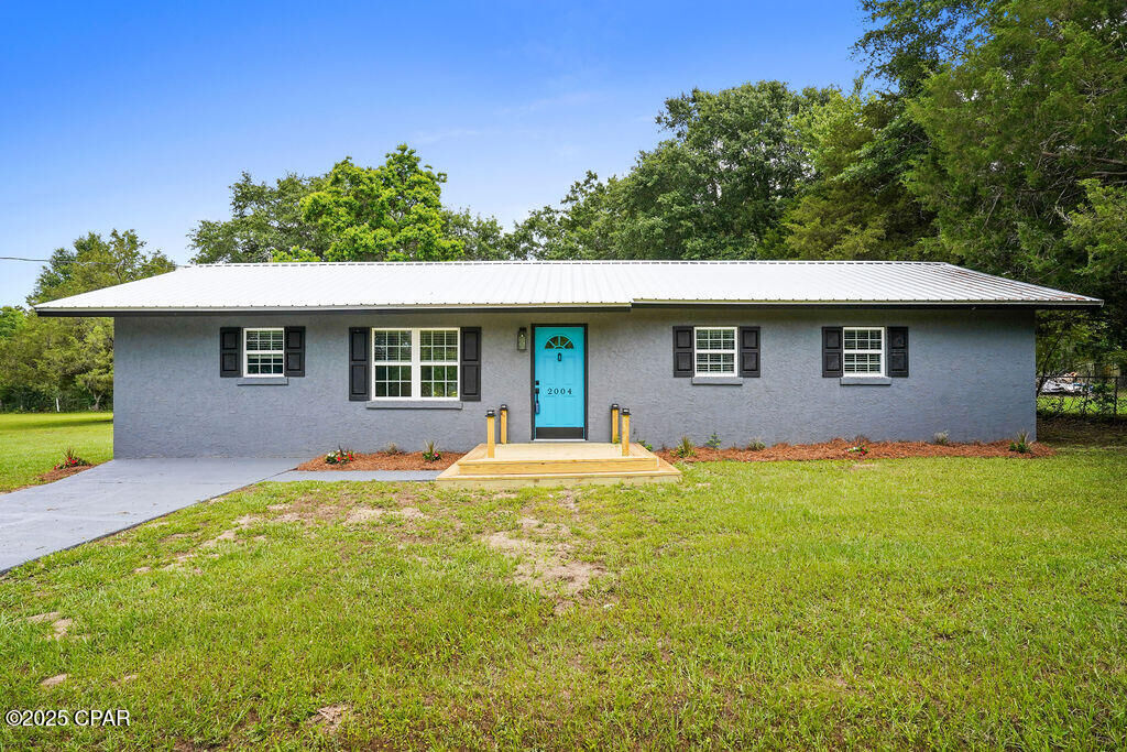 Property Photo:  2004 Old Bonifay Road  FL 32428 