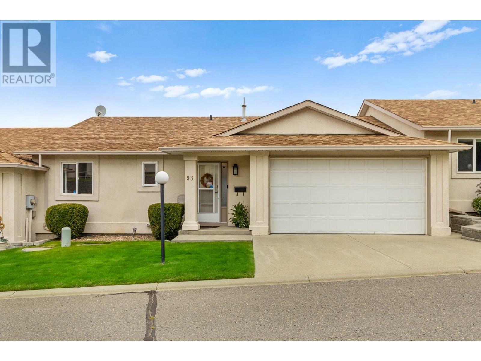 Property Photo: 1950 Braeview Place 93 BC V1S 1R8