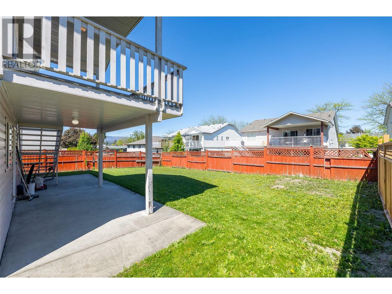 Property Photo: 412 McLennan Crescent BC V1X 7M9