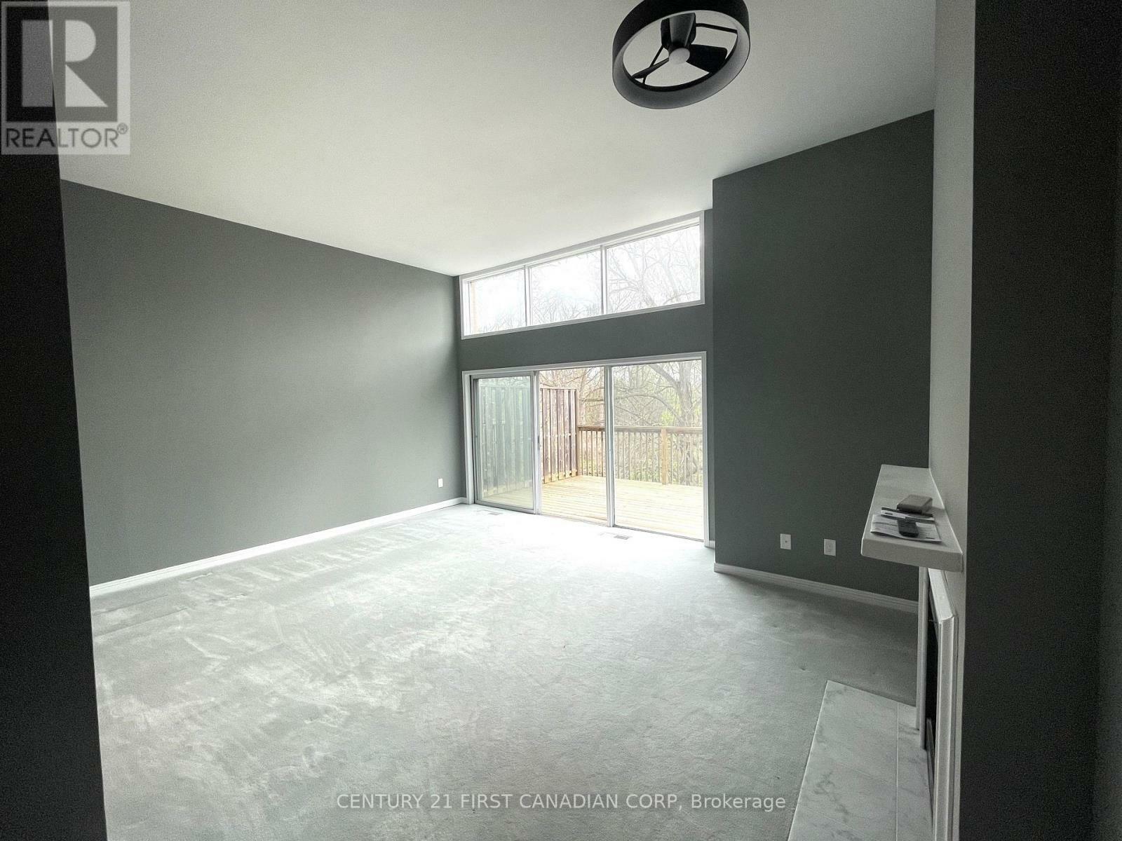 Property Photo: 703 Windermere Road 5 ON N5X 2P1