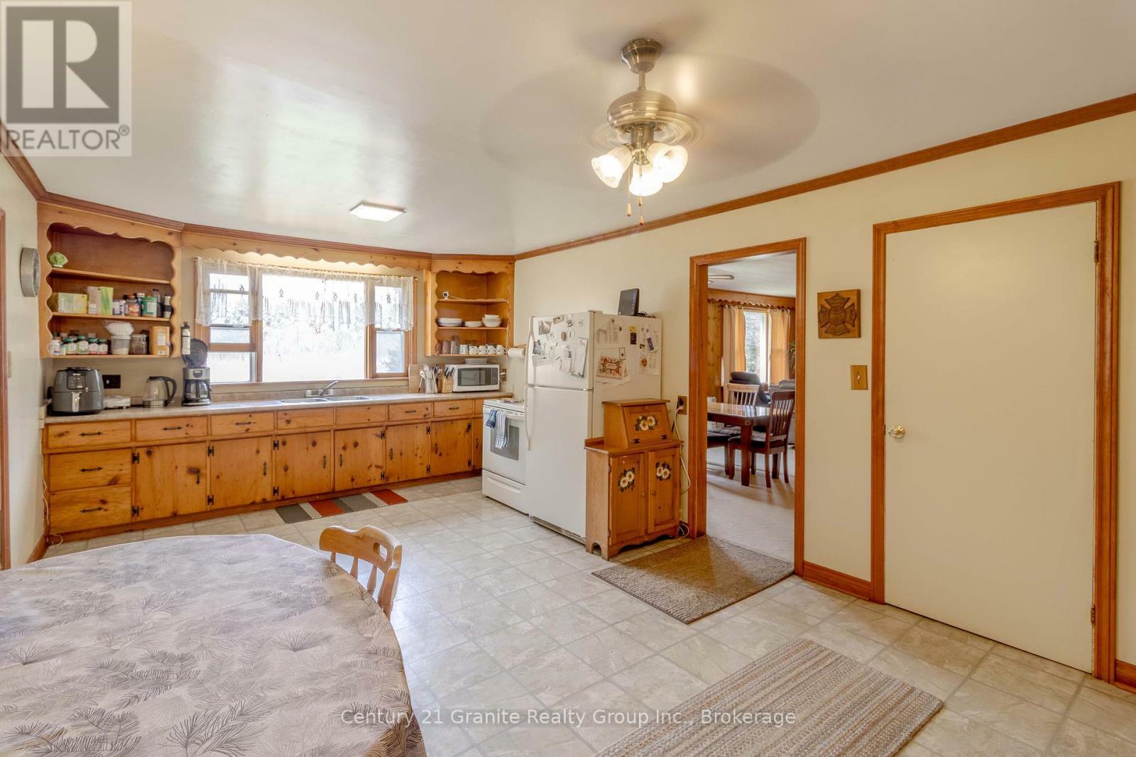 Property Photo: 9271 Highway 118 ON K0M 2K0