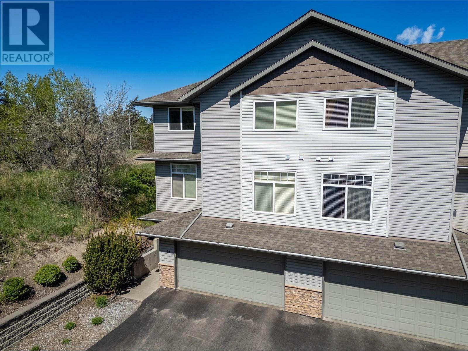 Property Photo: 2046 Robson Place 12 BC V2E 0A5