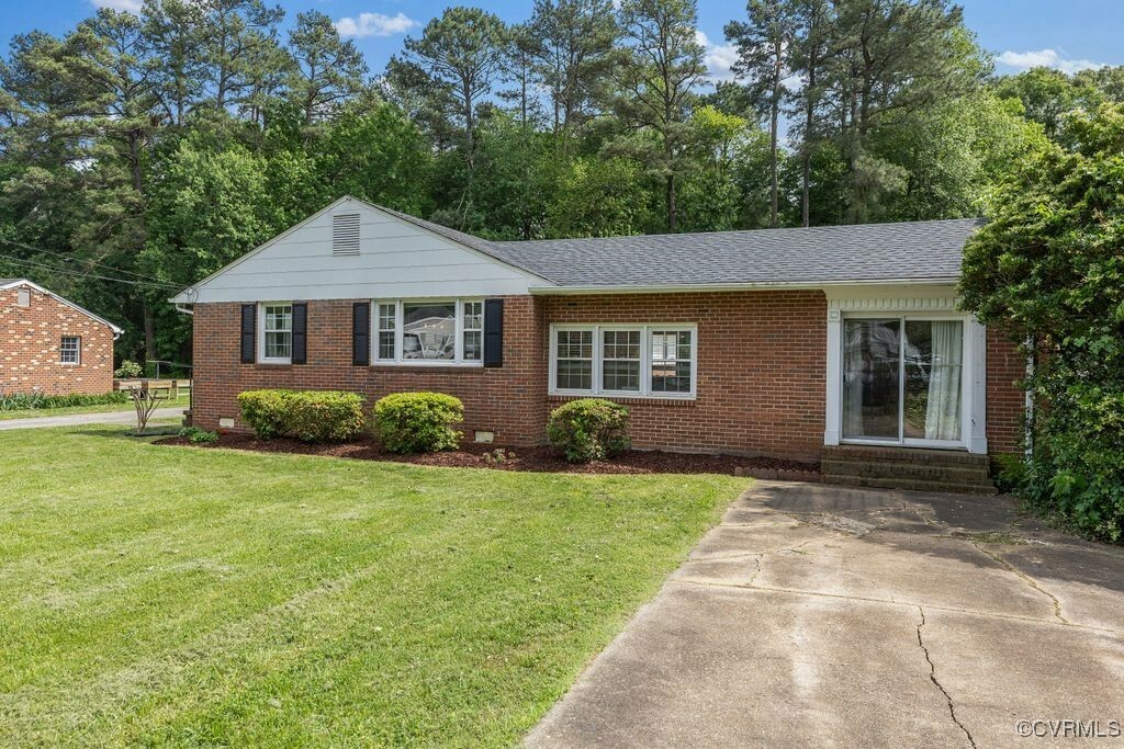 Property Photo: 2815 Galena Avenue VA 23237