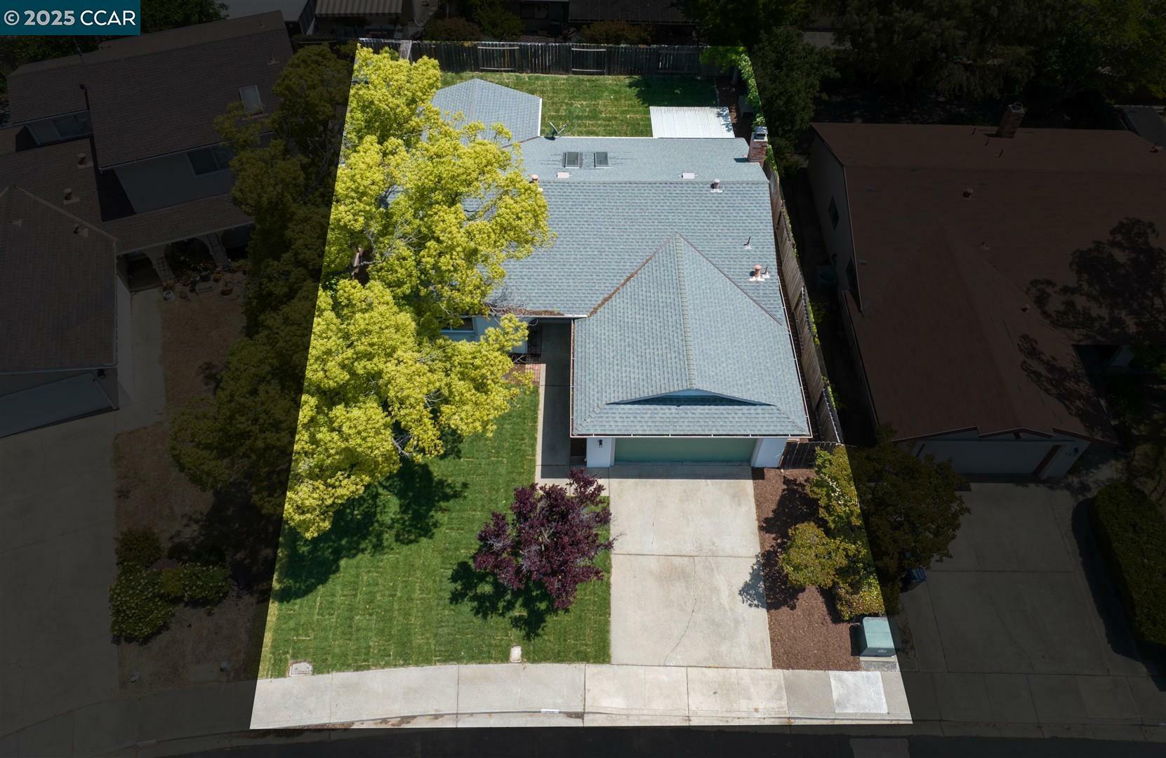 Property Photo: 128 Gardenia Ct CA 94553