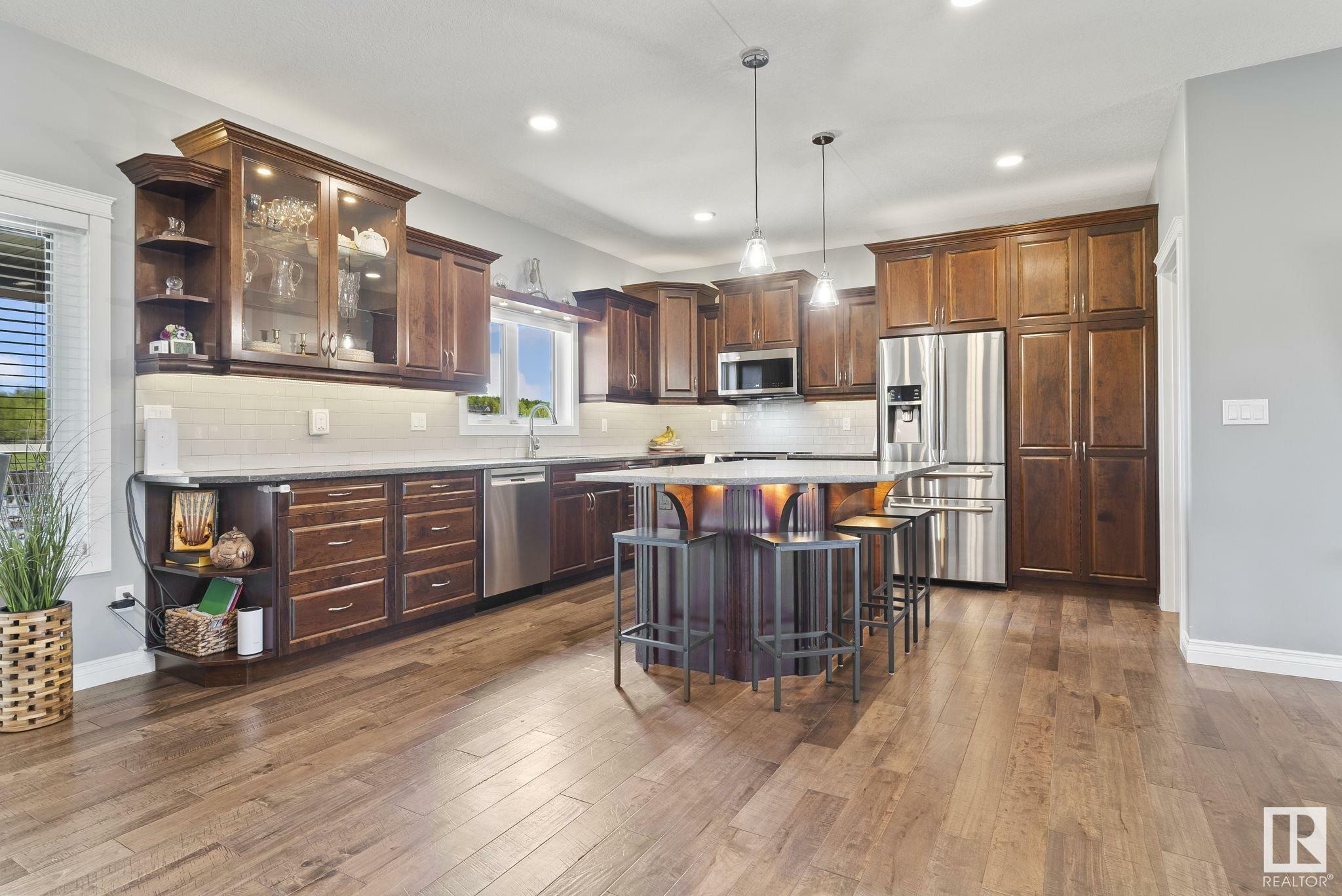 Property Photo: 54406 Rge Road 15 16 AB T0E 1V2