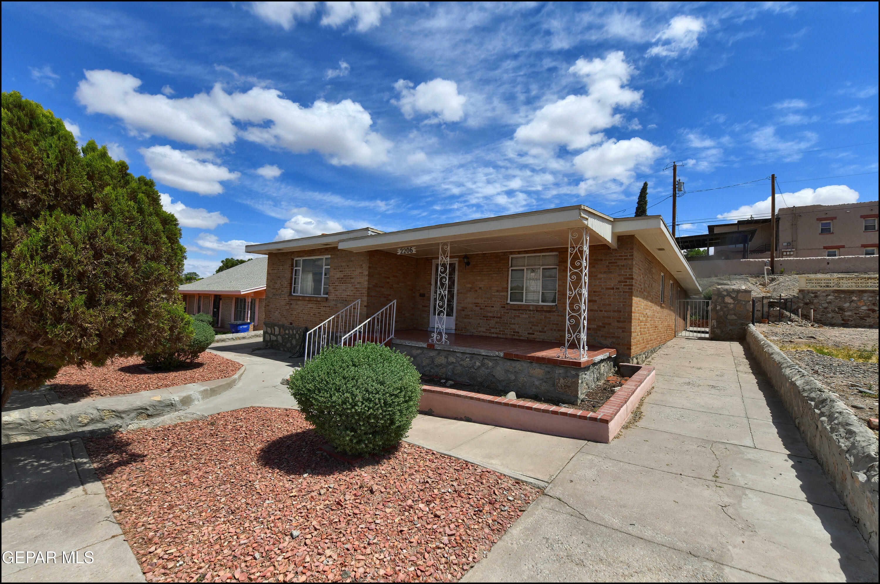 Property Photo: 2206 N Florence Street TX 79902