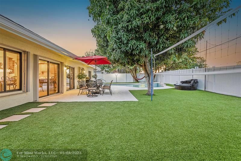 Property Photo: 21111 Escondido Way FL 33433