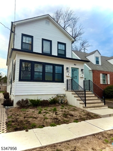 913 Union St, Unit 1  Linden City NJ 07036 photo