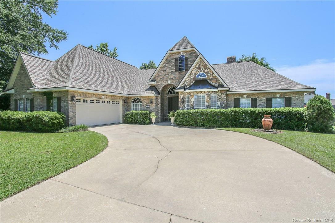 Property Photo: 3805 Inwood Drive LA 70605