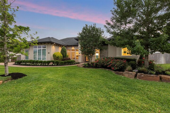 Property Photo: 23306 Vista De Tres Lagos Drive TX 77389