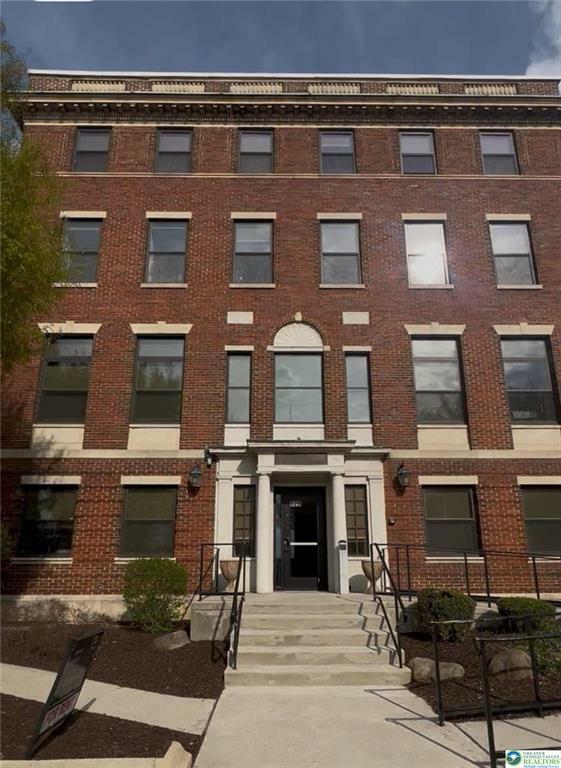 Property Photo: 528 N New Street 17 PA 18018