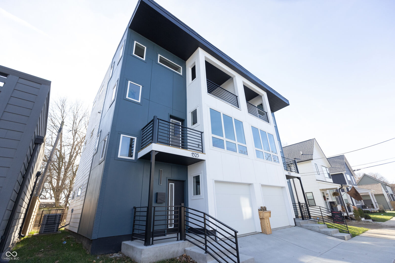 Property Photo: 1525 Marlowe Avenue IN 46201