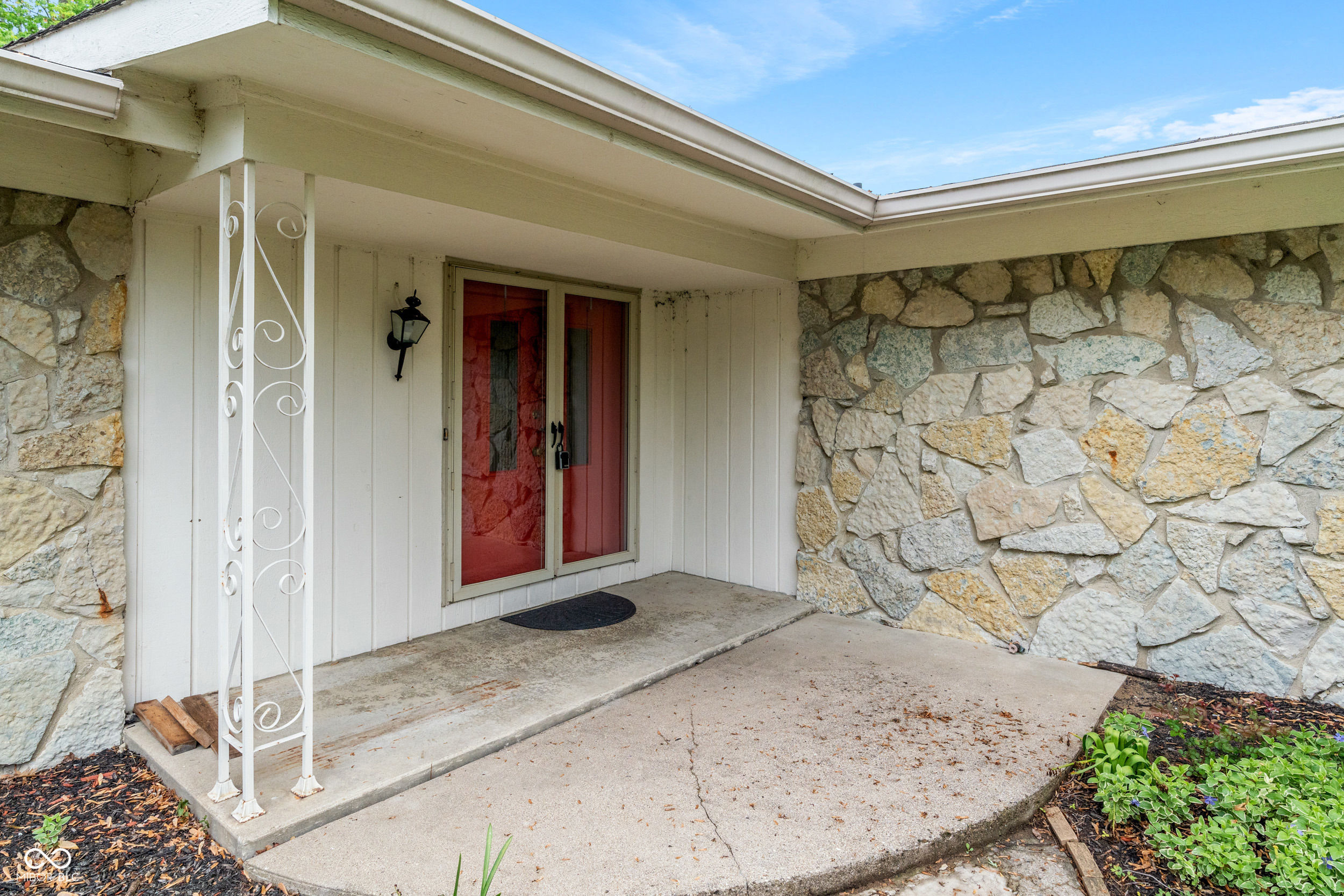 Property Photo: 11415 Central Drive E IN 46032