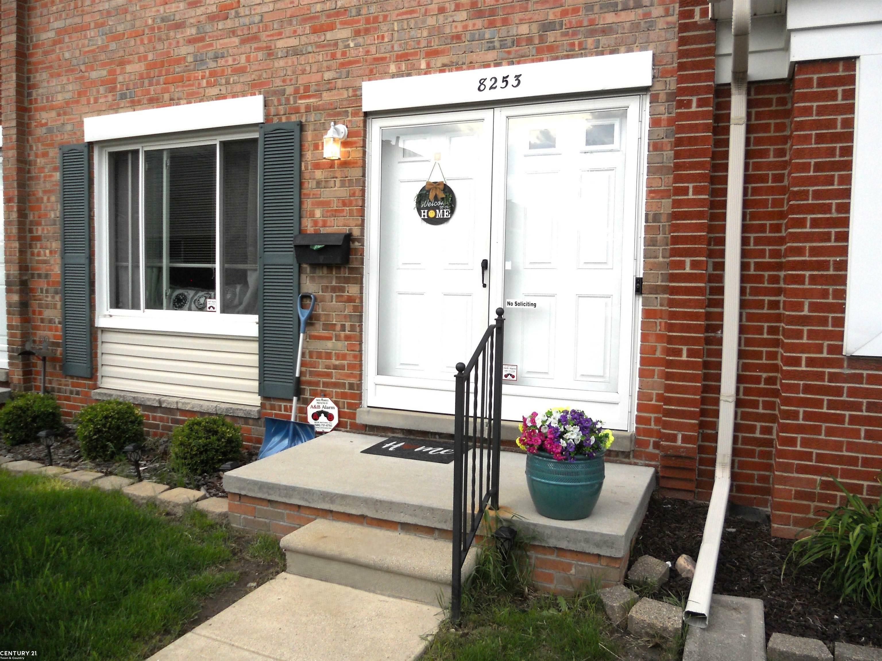 Property Photo: 8253 Dartmouth Avenue MI 48093