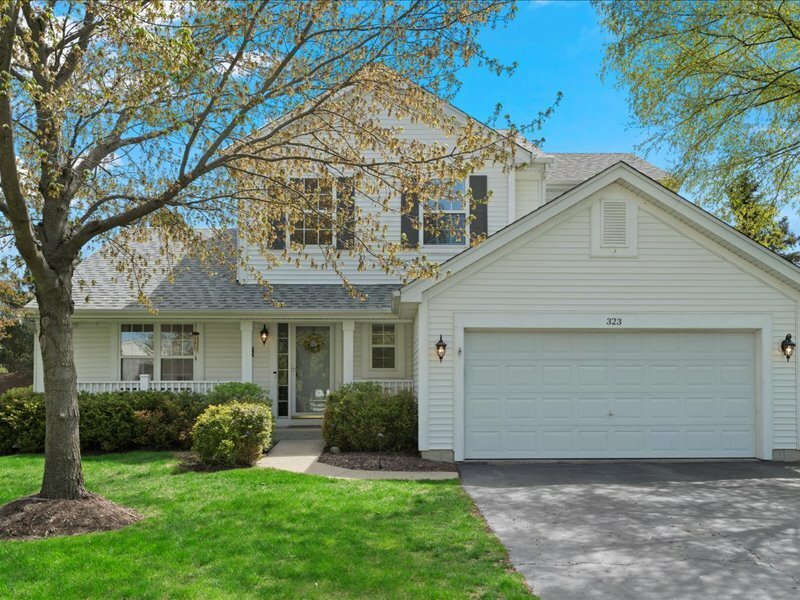 323 Deerpath Court  Wauconda IL 60084 photo