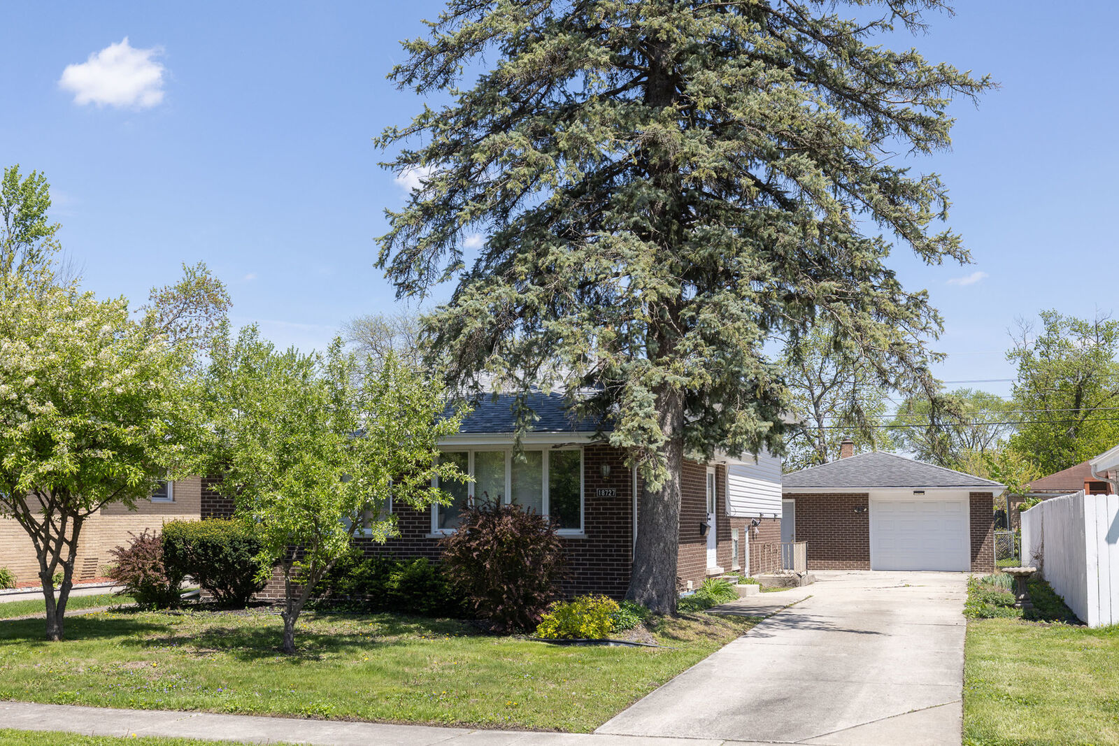 Property Photo: 18727 Sherman Street IL 60438