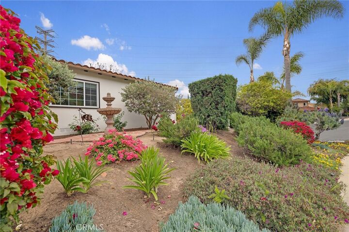 Property Photo: 4119 Calle De Primera CA 90505